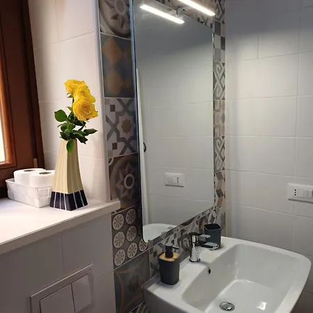 Arco Dei Pittori 2- Affitti Brevi Italia Apartament LʼAquila